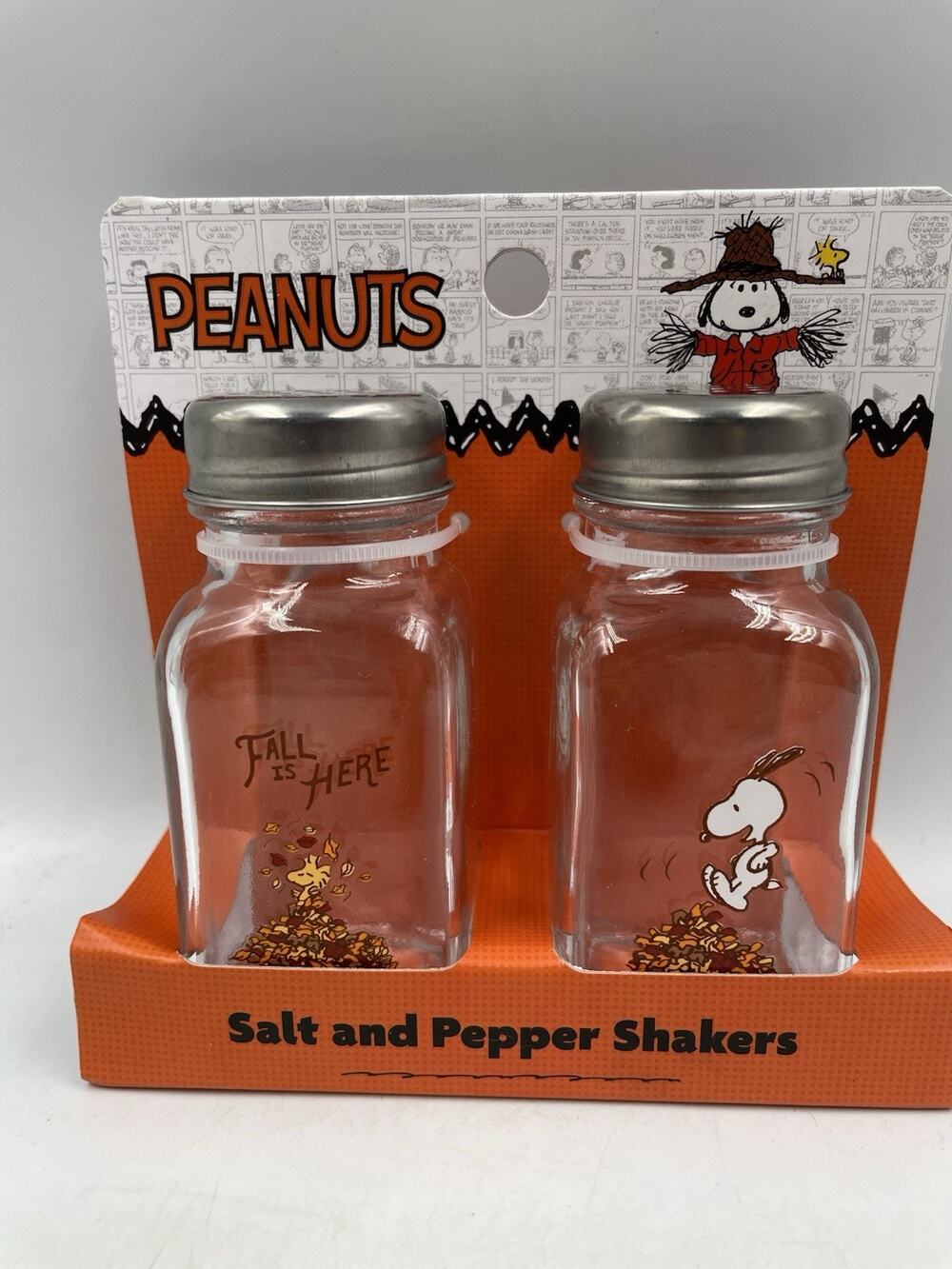 Peanuts Salt & Pepper Shakers Snoopy & Woodstock "Fall is Here" 4" Tall